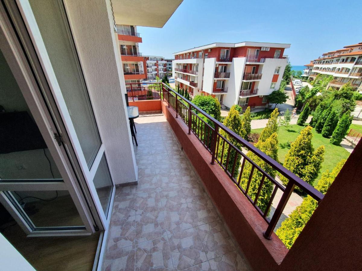 Apartman Ttt Burgas Zewnętrze zdjęcie